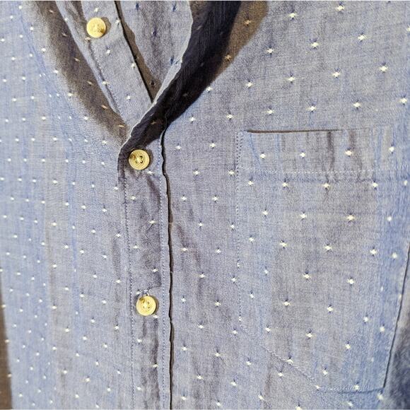 J. Crew Quality Woven Blue Polka Dot Cotton Button Up Shirt Size Large - Picture 2 of 7